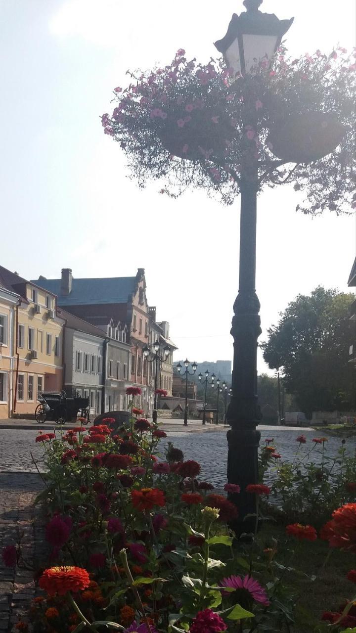 Уютные Апартаменты В Самом Сердце Старого Города Kamenets-Podolsk Eksteriør bilde
